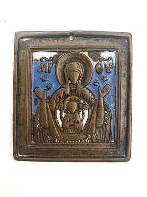 (М) Икона Богородица с младенцем. Медь, эмаль. 5,7 х 5,4 см