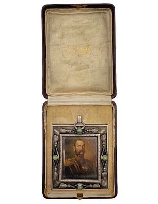 (П) Миниатюра в серебре. Александр II. Кон. XIX в. В родном футляре. Серебро 84 проба, масло, ...