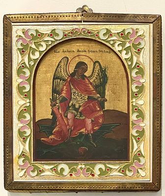 Архангел Михаил. 1900-е гг. Дерево, левкас, латунный оклад, эмаль 15,7 х 14 см