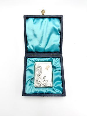 Портсигар. Фирма К. Фаберже. 1890-1917 гг. Серебро 9 х 6,5 см. Вес - 125,15 гр.