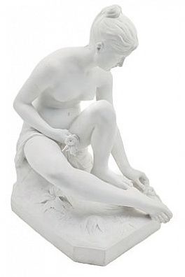 (П)* Эркюль Бенуа Люсьен (1846 - 1913) - Скульптура Флора. Конец XIX в. Бисквит 42 х 48,5 х 24 см