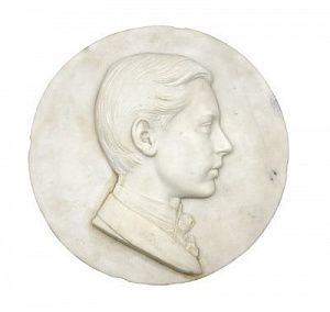 (П) Домогацкий Владимир Николаевич (1876- 1939) - Барельеф мраморный. Портрет юноши. Мрамор, ...