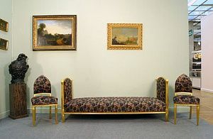 (М) Филипп Красс - Мебельный гарнитур. Кушетка и два стула. Сусальное золото, велюр 190 х70 х93 см