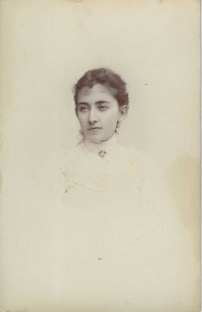 Сергей Львович Левицкий (1819-1898) Портрет дамы. 1890-е гг.