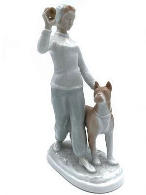 (П) Статуэтка «Дрессировка», скульптор Столбова Г. С., ЛФЗ, 1950-60 гг.