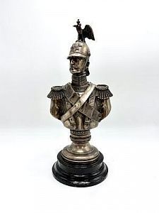 Кабинетный бюст императора Николая I. 1896 г. Серебро, лабрадорит; литье, чеканка, ...
