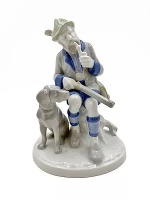 (П) Фарфоровая статуэтка «Охотник с собакой». Gerold Porzellan (Бавария, Германия), 1949-1989 ...