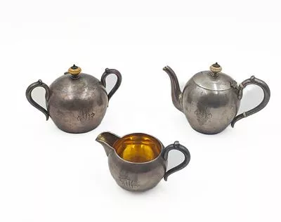 (П) Серебряный чайный сервиз. К. Фаберже. Москва. 1908-1917 г. Серебро 84 пробы, золочение, ...