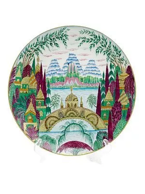 (П) Декоративная тарелка по рис. А . Воробьевского. Автор росписи И. Михайлова. 1991 г. Фарфор, ...